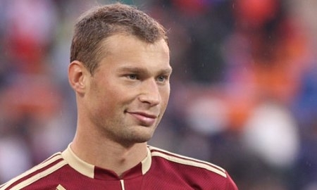 Березуцкий получил травму в матче с Казахстаном