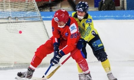 Евгений Иванушкин: «Россияне не сразу вошли в игру в полуфинале чемпионата мира по бенди с Казахстаном»