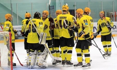 «Сарыарка» завершила сезон в ВХЛ