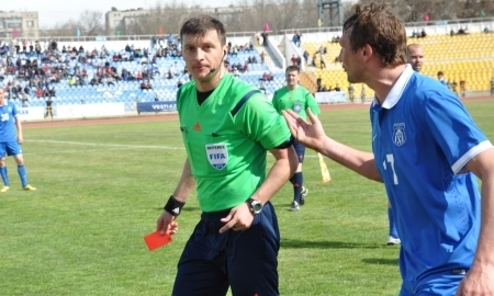 Васильев удостоился второй красной карточки