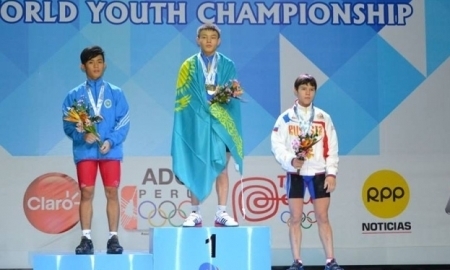 Казахстанский тяжелоатлет Игорь Сон взял «золото» на юниорском чемпионате мира в Лиме