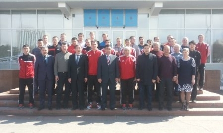 Аким города Семей встретился с ФК «Спартак»