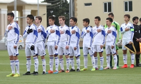 Казахстан пропустил шесть голов от Греции на Кубке Развития