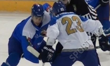 Казахстанские хоккеисты в товарищеском матче победили Италию