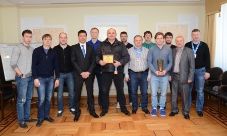 Президент ССГПО поздравил хоккеистов «Горняка» с «бронзой» чемпионата Казахстана