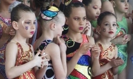 Темиртауские синхронистки взяли 90 медалей на домашнем турнире