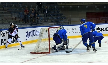 <strong>Казахстан одержал третью победу в первом дивизионе чемпионата мира</strong>