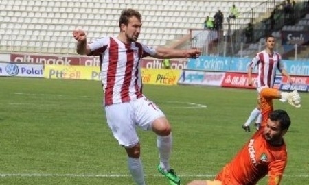 Зенькович играет за «Элязыгспор»