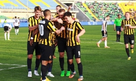 Матчи девятого тура Премьер-Лиги посетили 20 000 зрителей