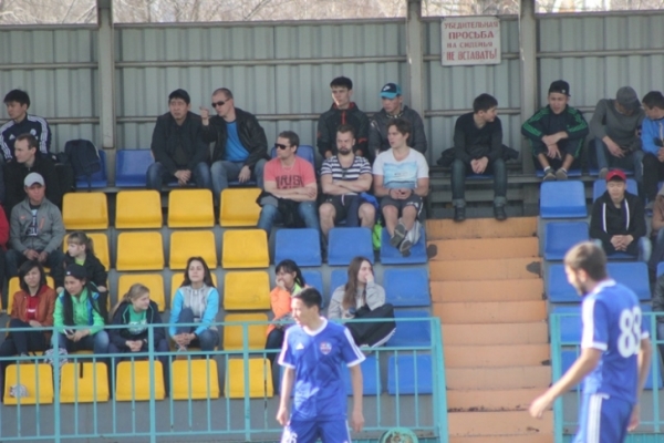 Тему Виртала, Матиас Мюттюнен и Анти Илёнен посетили матч «Восток» — «Акжайык»