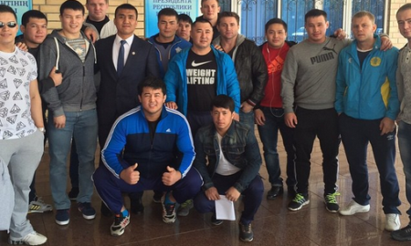 Звезды казахстанского спорта, которые уже сходили на выборы