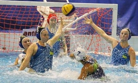 Ватерполистки Казахстана уступили команде Канады