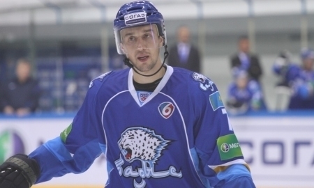Максим Семёнов продлил контракт с «Барысом» на 3 года