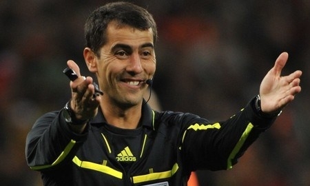 Рекордсмен чемпионата мира рассудит сборные Казахстана и Буркина-Фасо