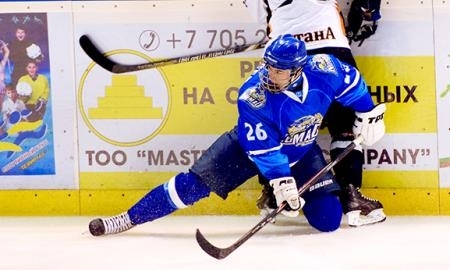 Три молодых хоккеиста приняли предложения «Барыса»