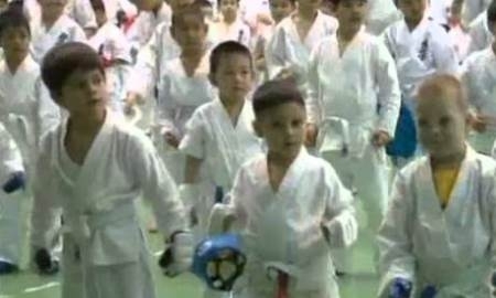 1500 каратистов сдали в Астане аттестацию на цветные пояса