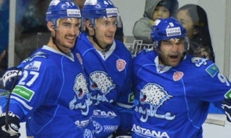 Легионерам «Барыса» вручили приз — лучшая тройка КХЛ