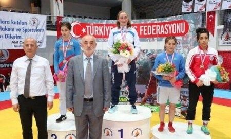 Казахстанские юниорки завоевали медали на турнире в Турции