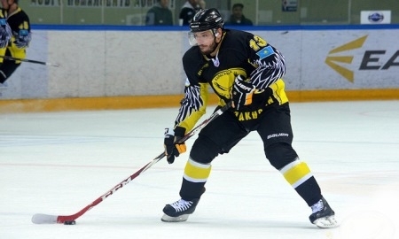 Александр Угольников — лучший защитник прошедшего сезона в ВХЛ