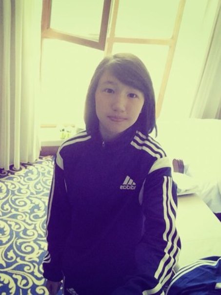 Юные футболистки Казахстана без формы