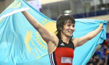 Две казахстанки включены в TOП-5 фаворитов чемпионата Азии по женской борьбе