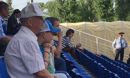 Как болеют за ФК «Жетысу» или репортаж с трибун талдыкорганского стадиона