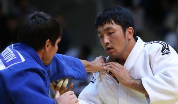 Два казахстанца вошли в ТОП-5 фаворитов чемпионата Азии по дзюдо
