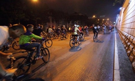 В Алматы ко Дню государственных символов пройдет ночной велопробег