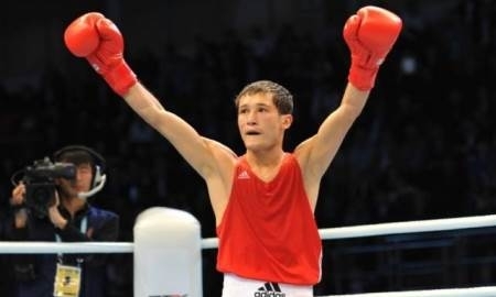 Жакыпов победил Лоуренсо в AIBA Pro Boxing
