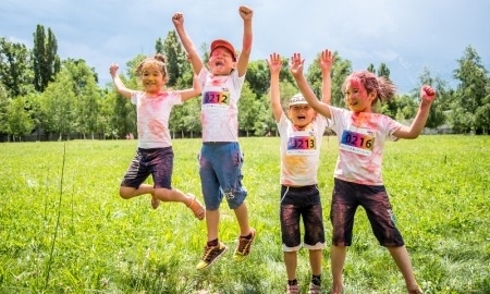 В Алматы прошел традиционный благотворительный забег ЯРКОкросс