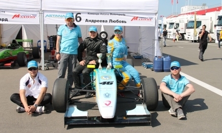 Astana Motorsports показывает лидерский темп в «Формуле 3»