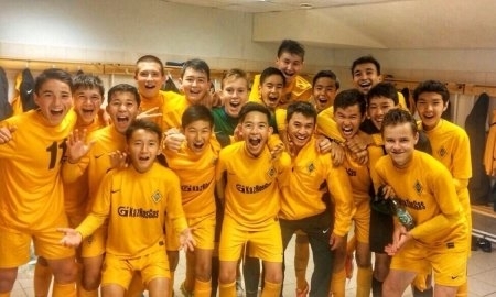 Команда «Кайрата» до 16 лет взяла первые очки на турнире Санкт-Петербурге