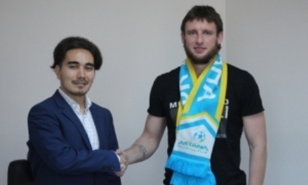 Украинец Денис Дедечко стал игроком «Астаны»