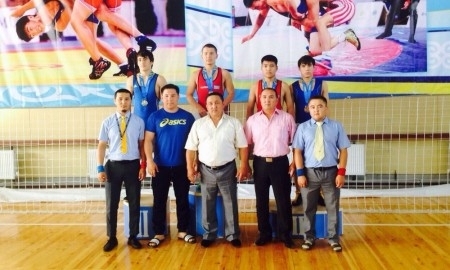 Актауские борцы привезли «золото» и «серебро» с чемпионата Казахстана