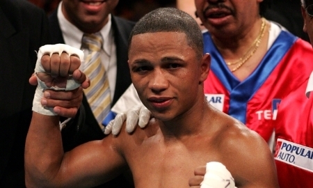 Иван Кальдерон: «Котто может победить и Альвареса, и Головкина»