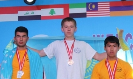 Казахстанцы завоевали медали на чемпионате Азии по армрестлингу в Анталии