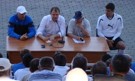 «Жетысу» провел встречу с болельщиками