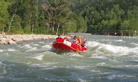 В ВКО прошел 1-й этап Кубка Казахстана по рафтингу