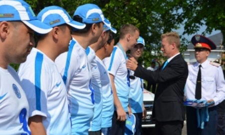 С праздником полицейских СКО поздравил Александр Винокуров