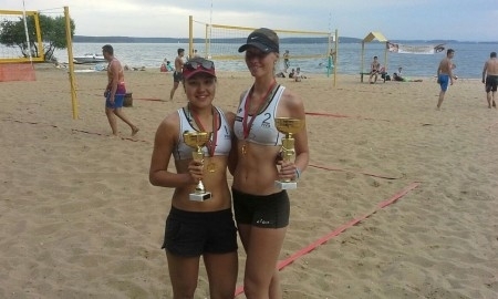 Актауские спортсменки заняли первое место на международном турнире по пляжному волейболу в Белоруссии