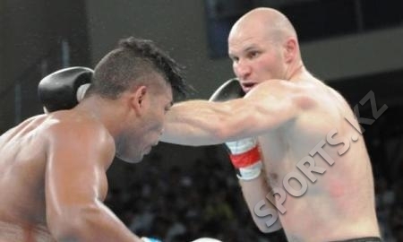 Дычко выиграл решающий бой