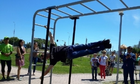 В Караганде появилась еще одна площадка для занятий Street Workout