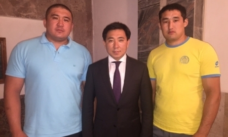 В Семее команду из ВКО проводили в Астану на финал конкурса «Казахстан Барысы»