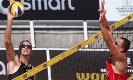 Яковлев и Кулешов уступили американцам на чемпионате мира по пляжному волейболу