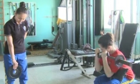 Гиревой спорт затягивает девушек Западного Казахстана