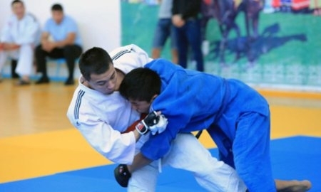 Десять медалей завоевали казахстанцы на чемпионате Азии по джиу-джитсу