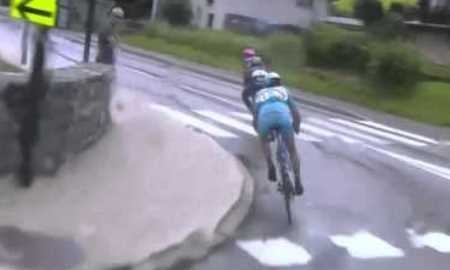 Видео финиша шестого этапа велогонки «Критериум дю Дофине» с участием гонщиков «Астаны»