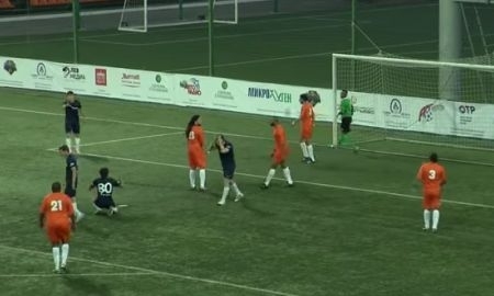 Видеообзор матча чемпионата мира среди артистов Голландия — Казахстан 0:2