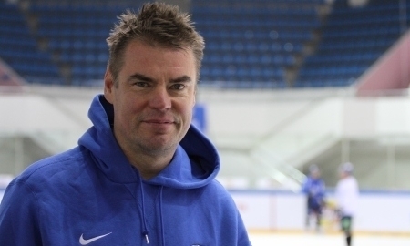 В тренерский штаб «Барыса» вошёл Раймо Хелминен