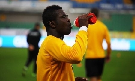 <strong>«Кайрат» обыгрывает «Црвену Звезду» по итогам первого тайма</strong>